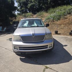 2005 Lincoln Navigator