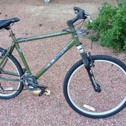 Vintage Kona Fire Mountain 26'' Bike