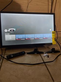 Insignia Flat Screen TV with Remote
