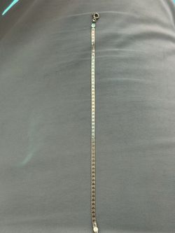 Vintage 14K Yellow Gold Italian Herringbone Bracelet with Heart Inlays