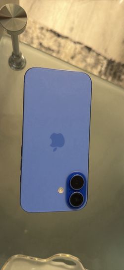 Apple iPhone  16