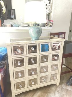 Vintage Mirrored Cabinet - 4 Drawers + Lower Cabinet - 35" W × 35.5"H $40 $60 • BEDFORD, TX