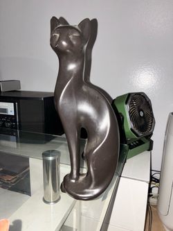 Vintage Black Cat Figurine, excellent condition