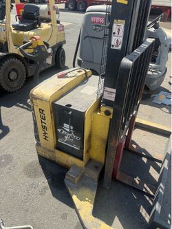 Hyster pallet jack
