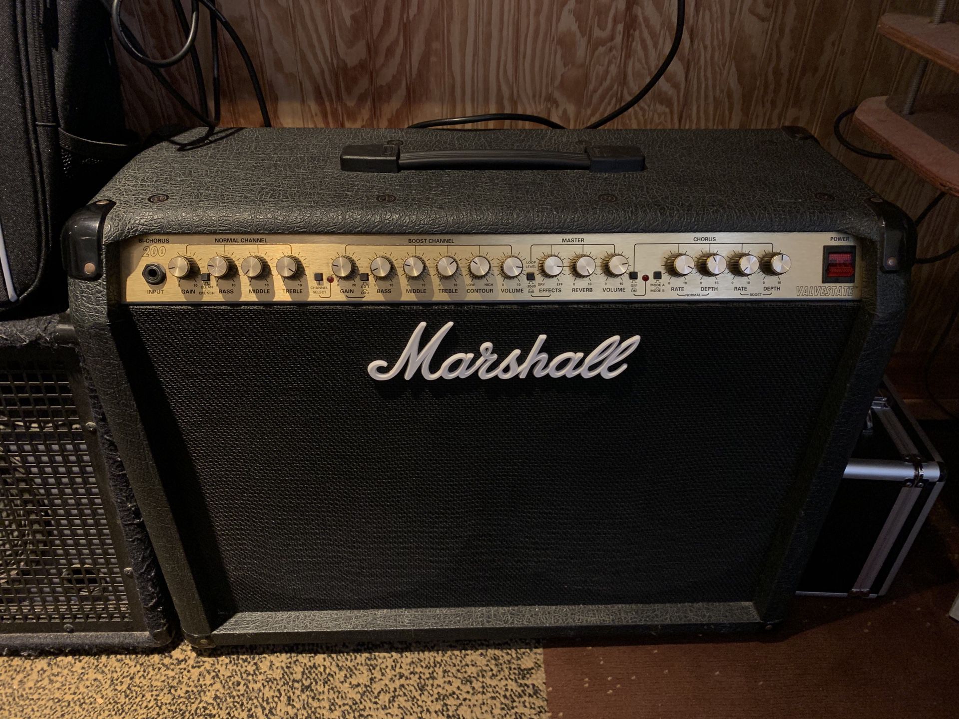 Marshall Bi-Chorus 200 Valvestate