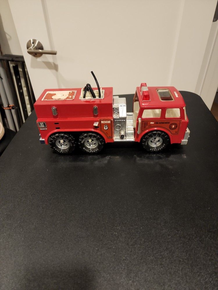 1985 Remco Firetruck Vintage