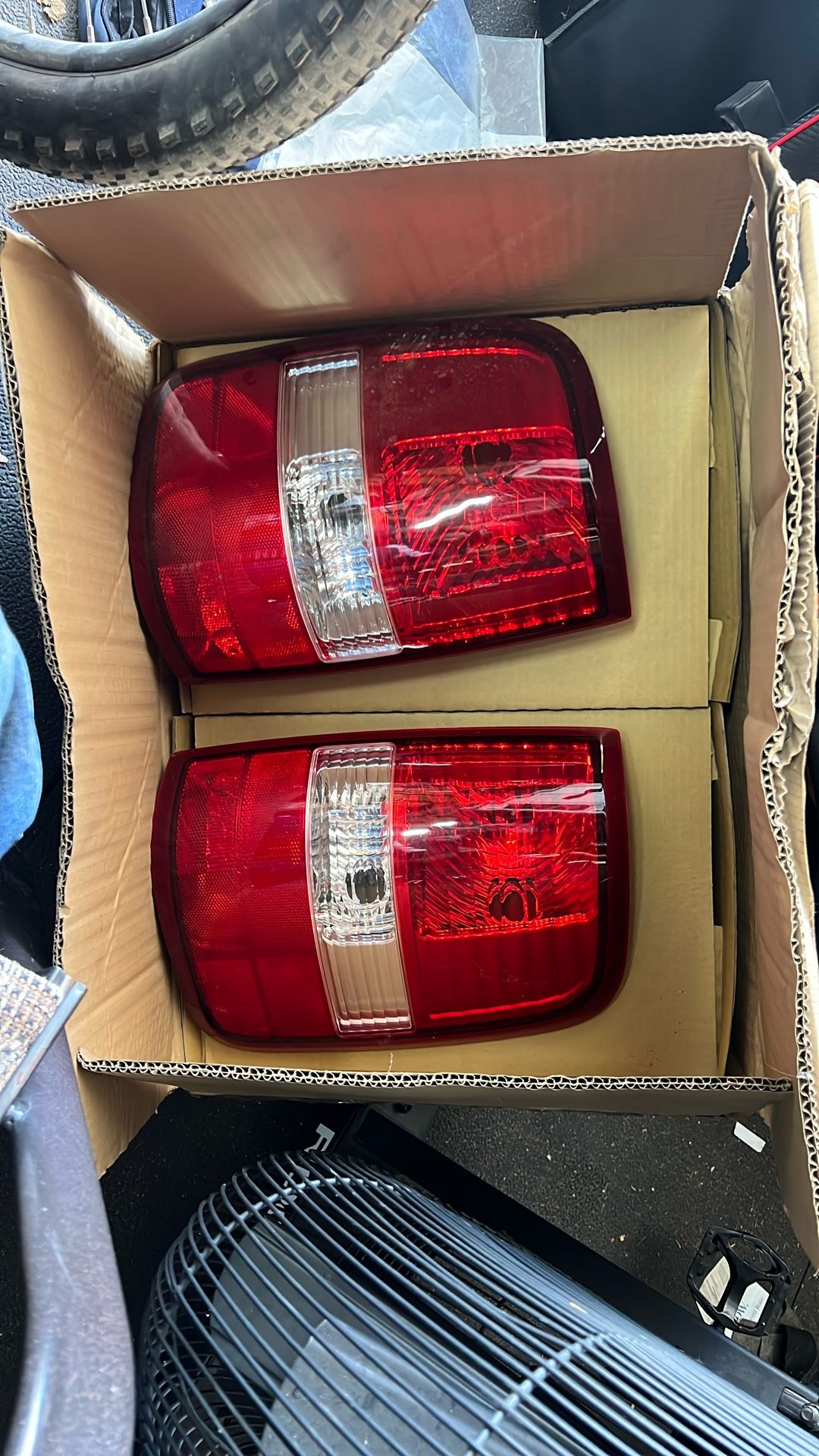 F-150 Tail Light 04-08