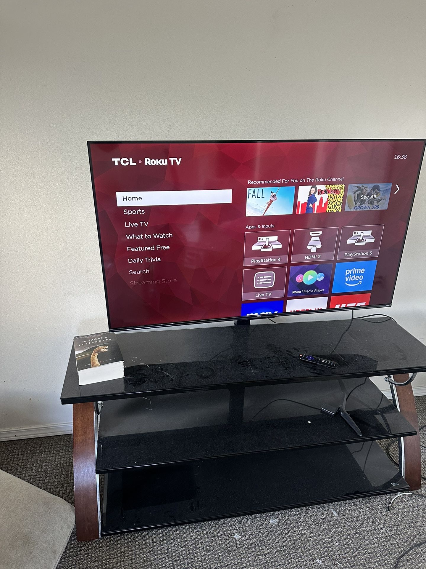 TCL 4k 50 inch Roku TV with Rotating, Mountable Entertainment Center