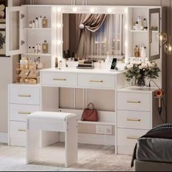 58.3 Vanity Desk With LED Mirror & Lights 