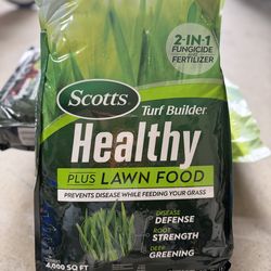 Scotts Turf Builder fertilizer