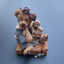 Boyd’s Bears Bailey Bear With Suitcase