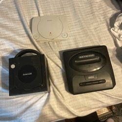 Ps1,GameCube and Sega Genisis (NO WIRES OR CONTROLLERS)
