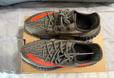 Yeezy Boost 350 V2 (Size9) $110