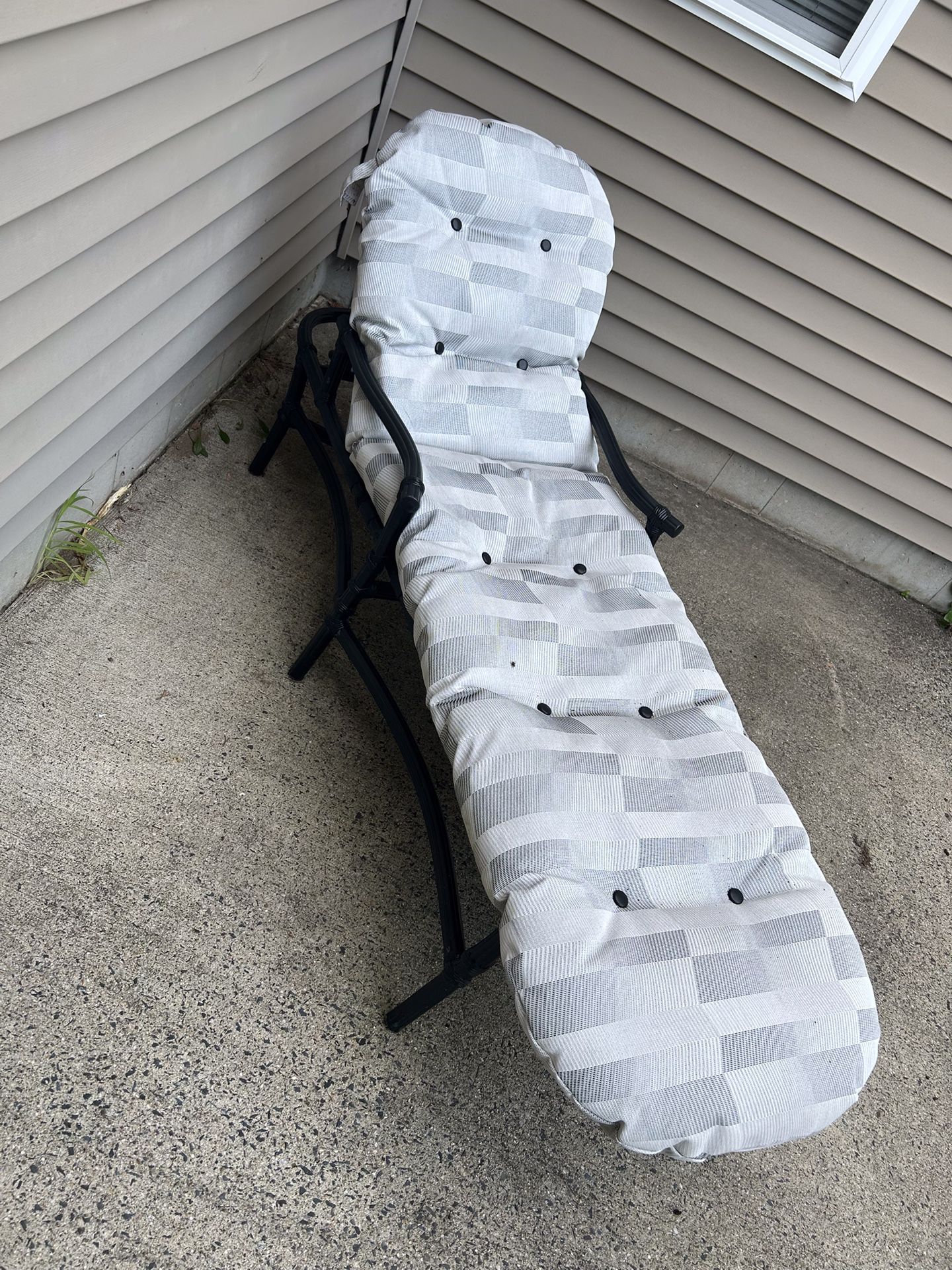 Outdoor Chaise Lounge