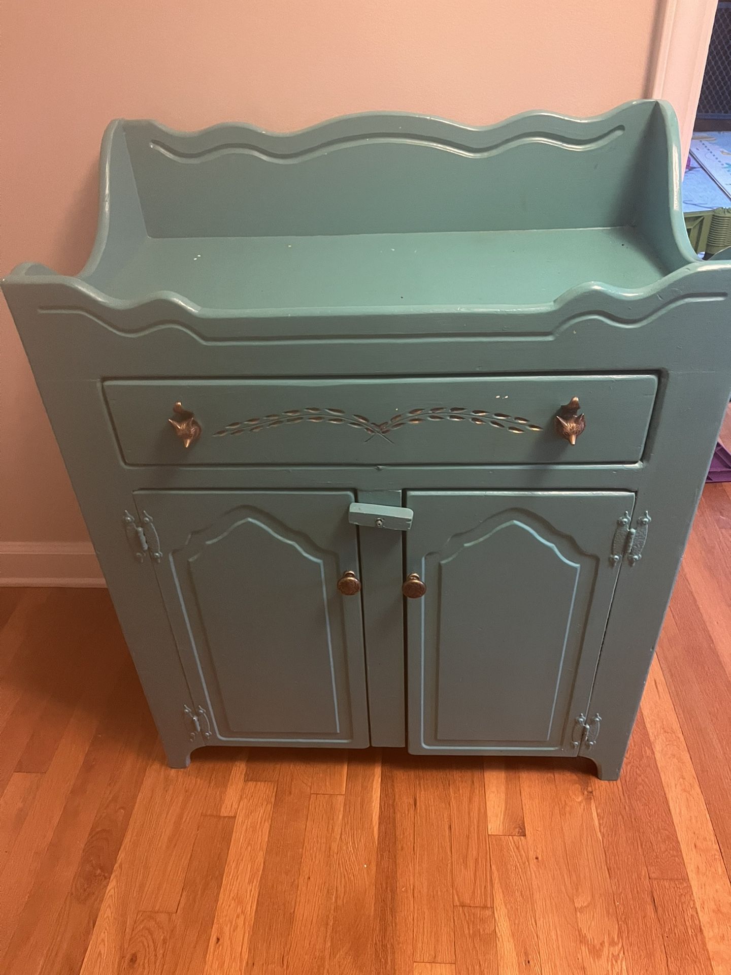 Baby Changing Table/ Dry Sink