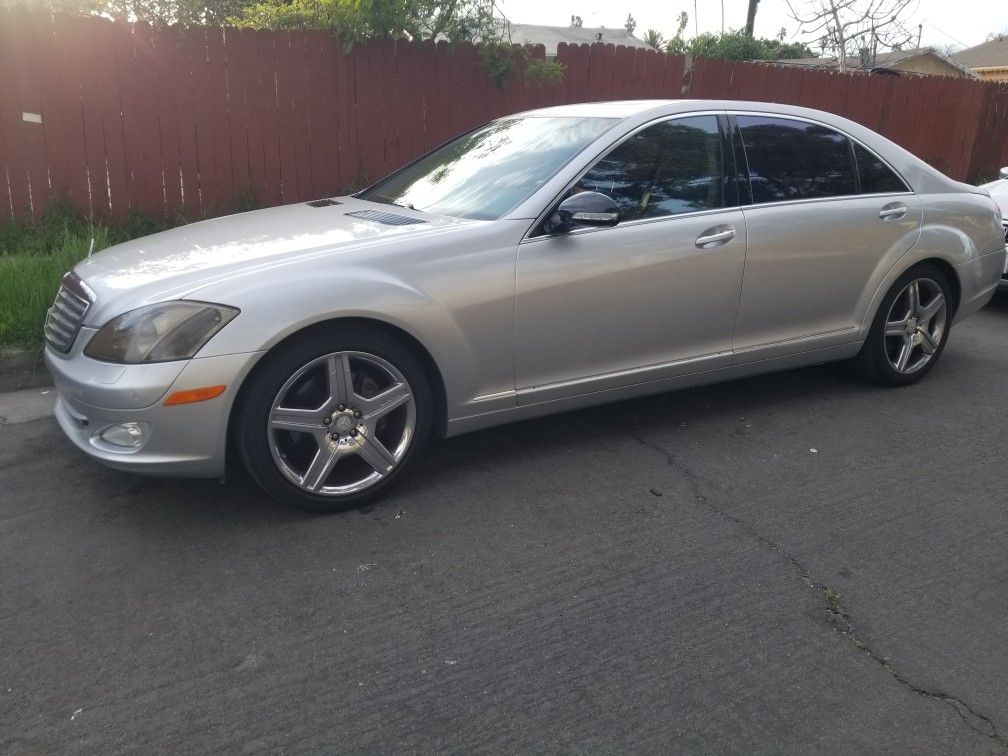 Parting out 08 S550 Parts Only for Sale in San
