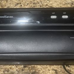 FoodSaver Vacuum Sealer