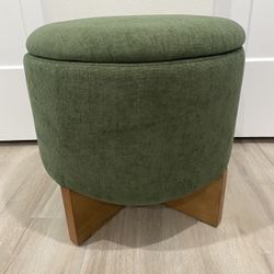 Ottoman With Storage 