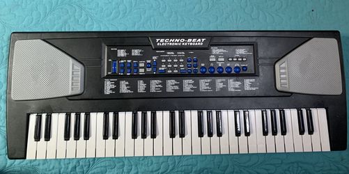 Techno Beat Electronic Keyboard - Works Great!
