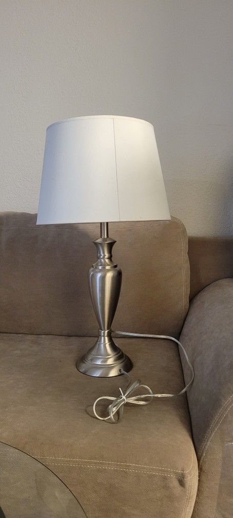2 FT Lamp