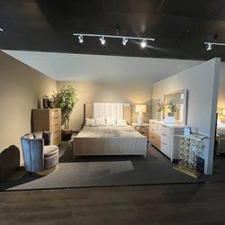 Brown 4PC King Bedroom Set