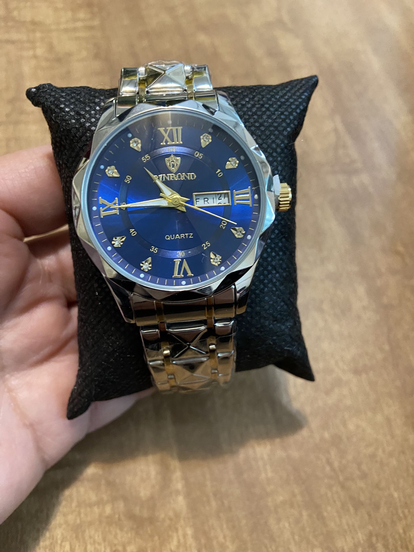 BINBOND Men's Casual Business Waterproof Calendar Luminous  Luxury Quartz watch