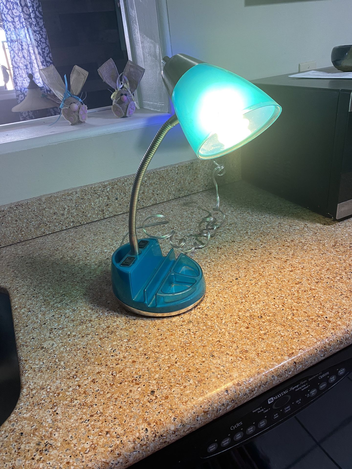 Desk Lamp With Outlets