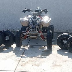 2005 Polaris Predator 