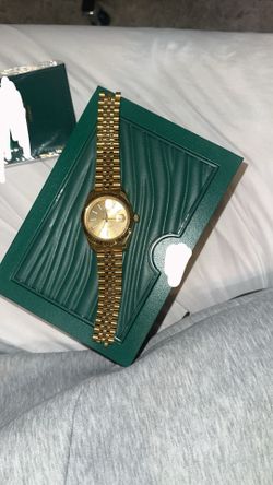 Watch gold date