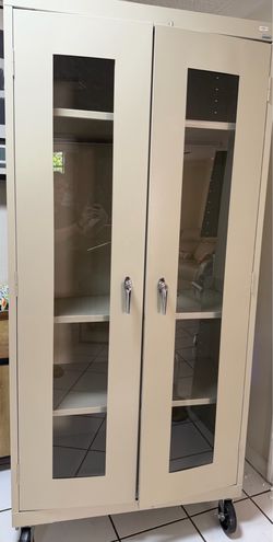Storage Cabinet with wheels