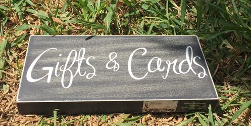 Gifts and cards wedding decor