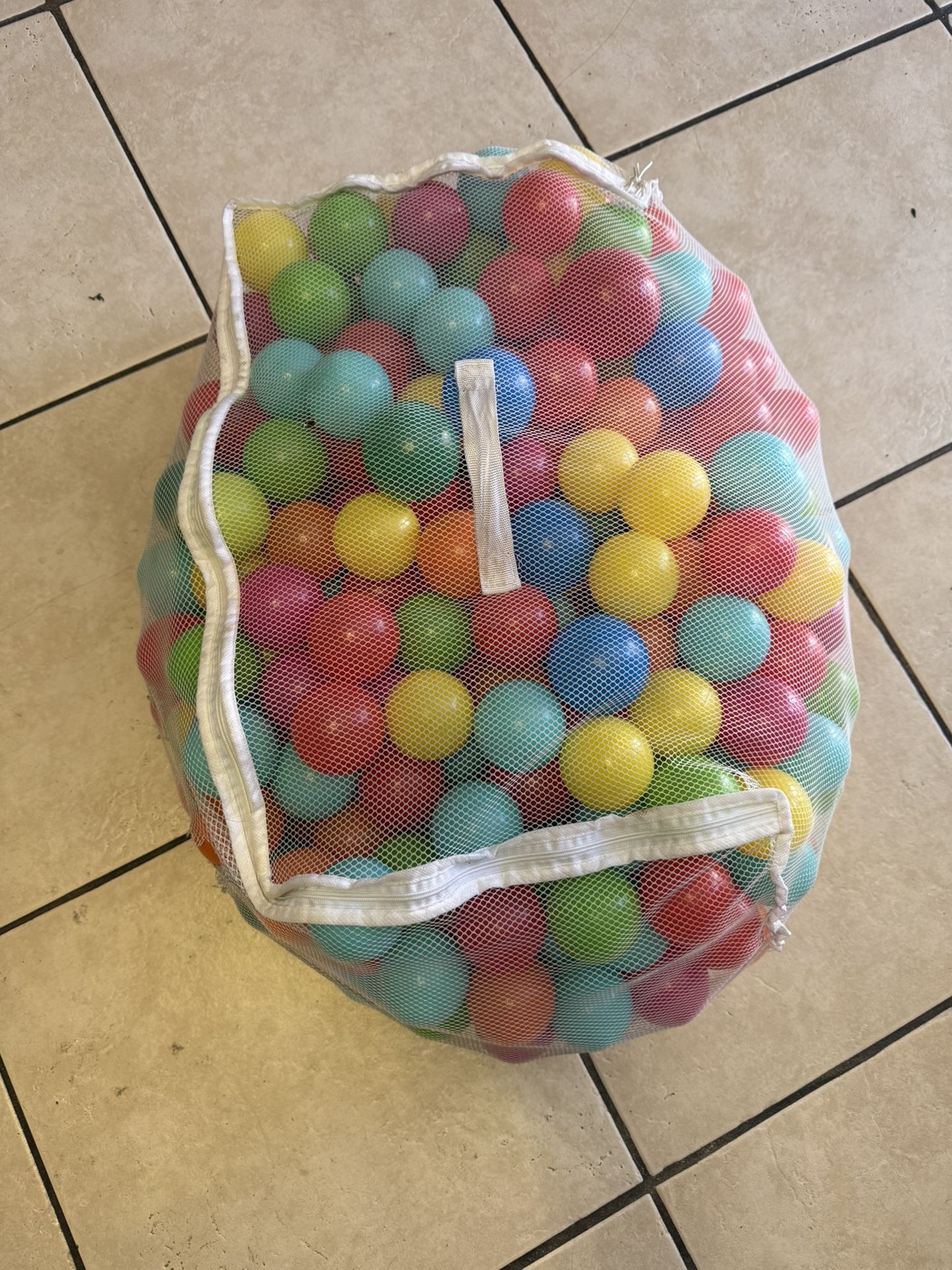 ball pit balls/toys 