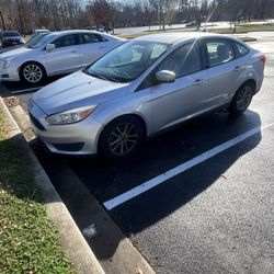 2018 Ford Focus SE Sedan