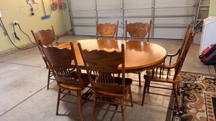 6 seat wood table