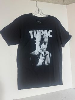 Tupac Shakur praying hands graphic t-shirt Medium Black