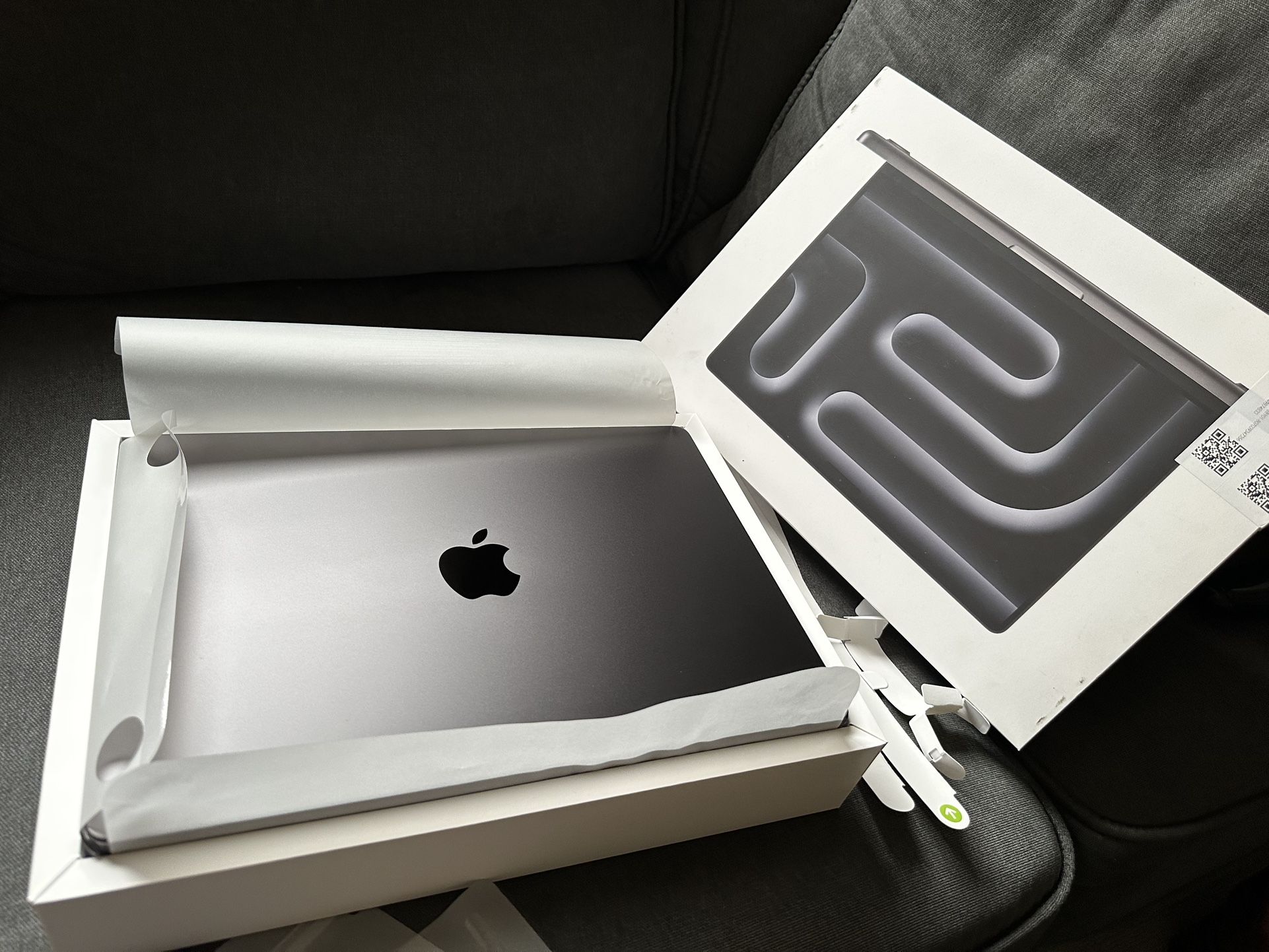 14” MacBook Pro M4 Pro 2025