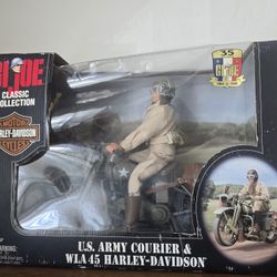 G.I. Joe Classic Collection U.S. ARMY COURIER & WLA 45 HARLEY-DAVIDSON NIB CM317