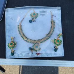 Indian Jewelery Set