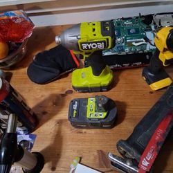 Impact 2 Battries Ryobi 20 Volt