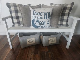 Decorative bench w/pillows & baskets