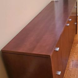 File cabinet with keys in Excellent condition