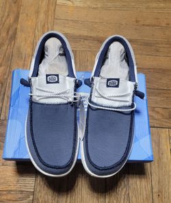 Hey Dude Wally Tri Varsity Navy Shoes Size 10