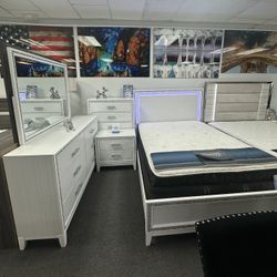 👏🏼White LED 5PC Bedroom Set🛏️ Sale🎊Mattress Included 