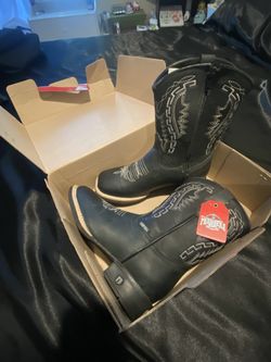 Black Boots