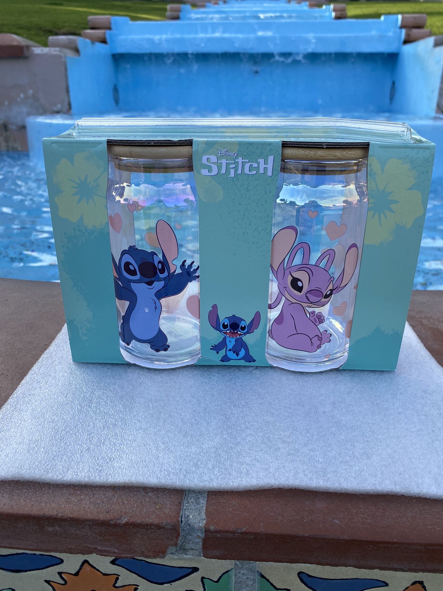 DISNEY STITCH 16 OZ GLASS TUMBLER WITH BAMBOO LID AND STRAW SET