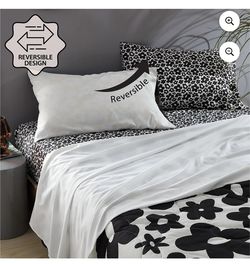 New-Urban Shop 6 Piece Black and White Floral Mix and Match Sheet Set, Twin/XL