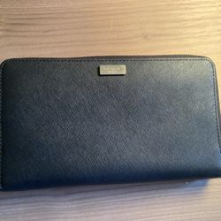 Great condition Kate Spade Wallet 