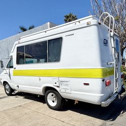 1973 Dodge chinook 18+! All Fiberglass Camper Van! Sportsman Balboa Sprinter Van Vw Westfalia Casita