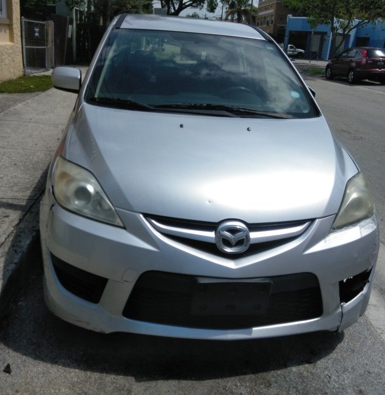 2010 Mazda Mazda5
