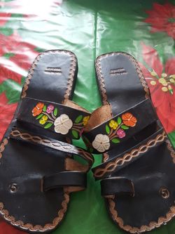 Size 8 USA size 5 mexico